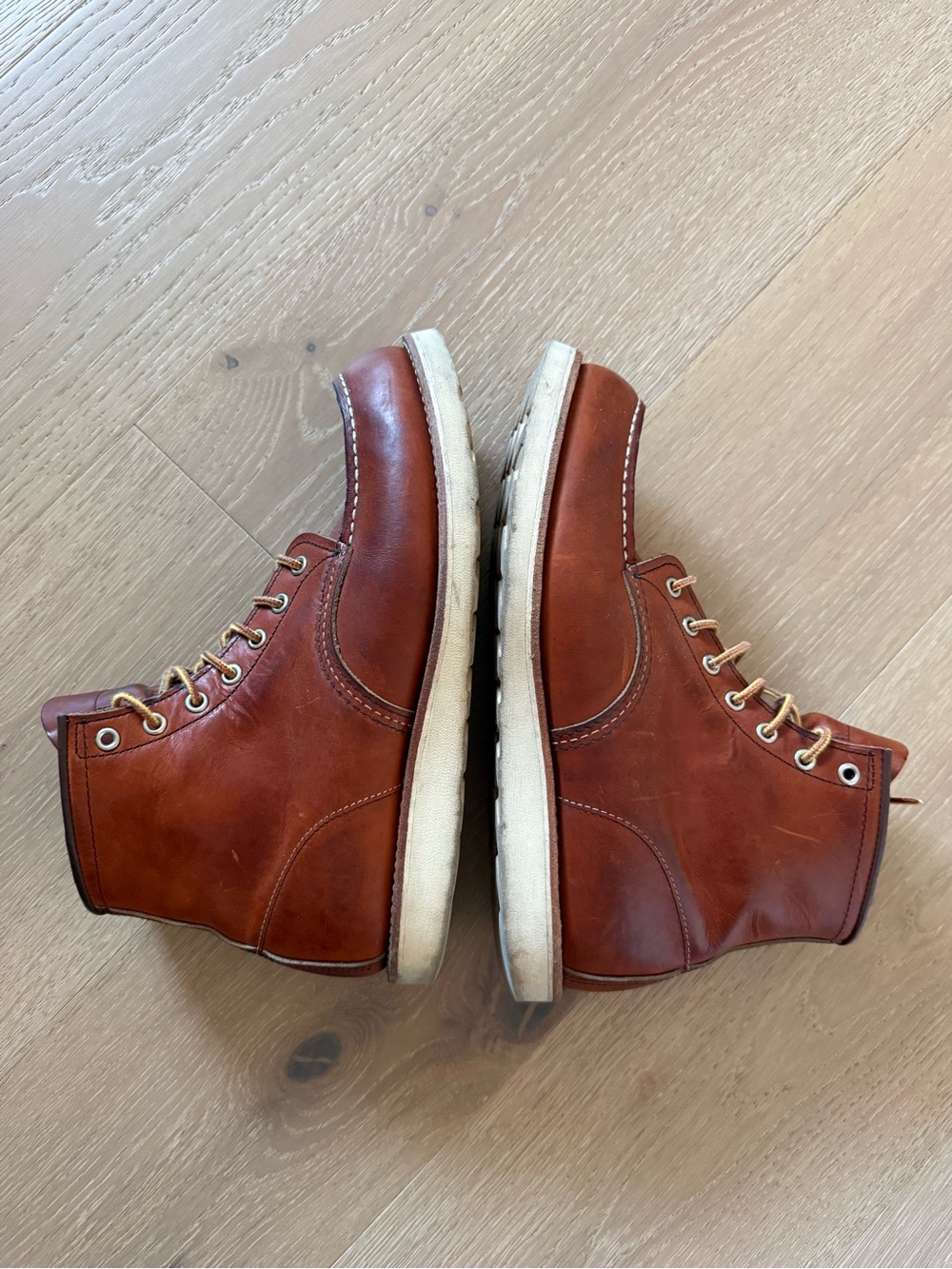 Red Wing Shoes Classic Moc Toe Heritage #875 6” Boot - Picture 4 of 10